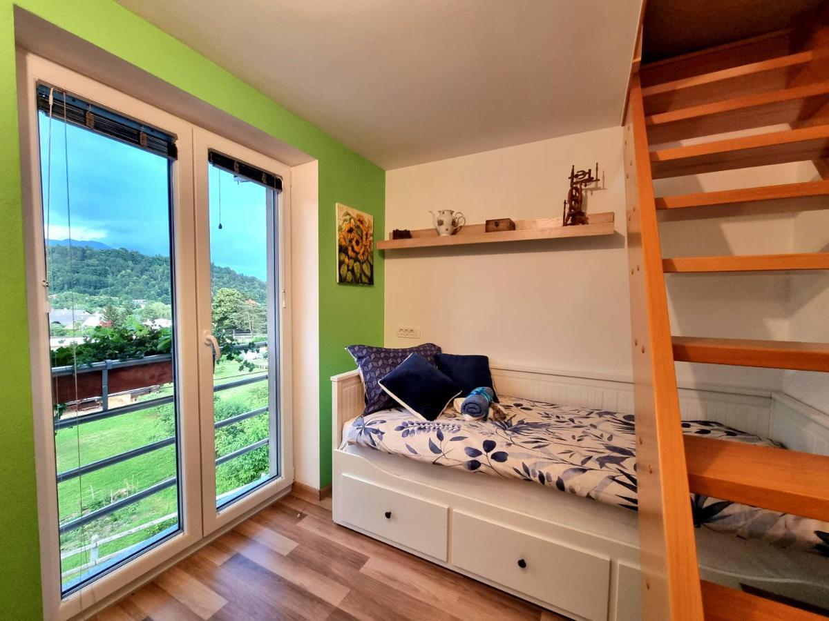 Gartnar Home -Hiska S Pridihom Domacnosti In Pogledom Na Hribe. Radovljica Ngoại thất bức ảnh